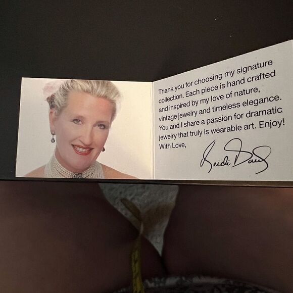 4pc Heidi Daus collection. Necklace ear rings, bracelet and a kings ring - Picture 9 of 16